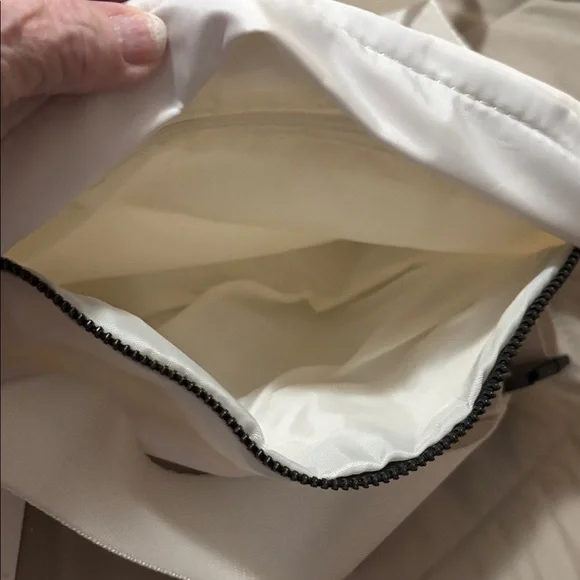 NWT Calia Cream nylon Bag - Picture 5 of 7